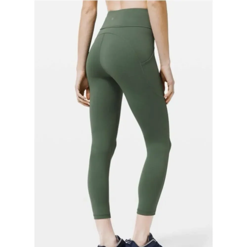 ✨ Lululemon High-Rise Pocket Leggings Size 6